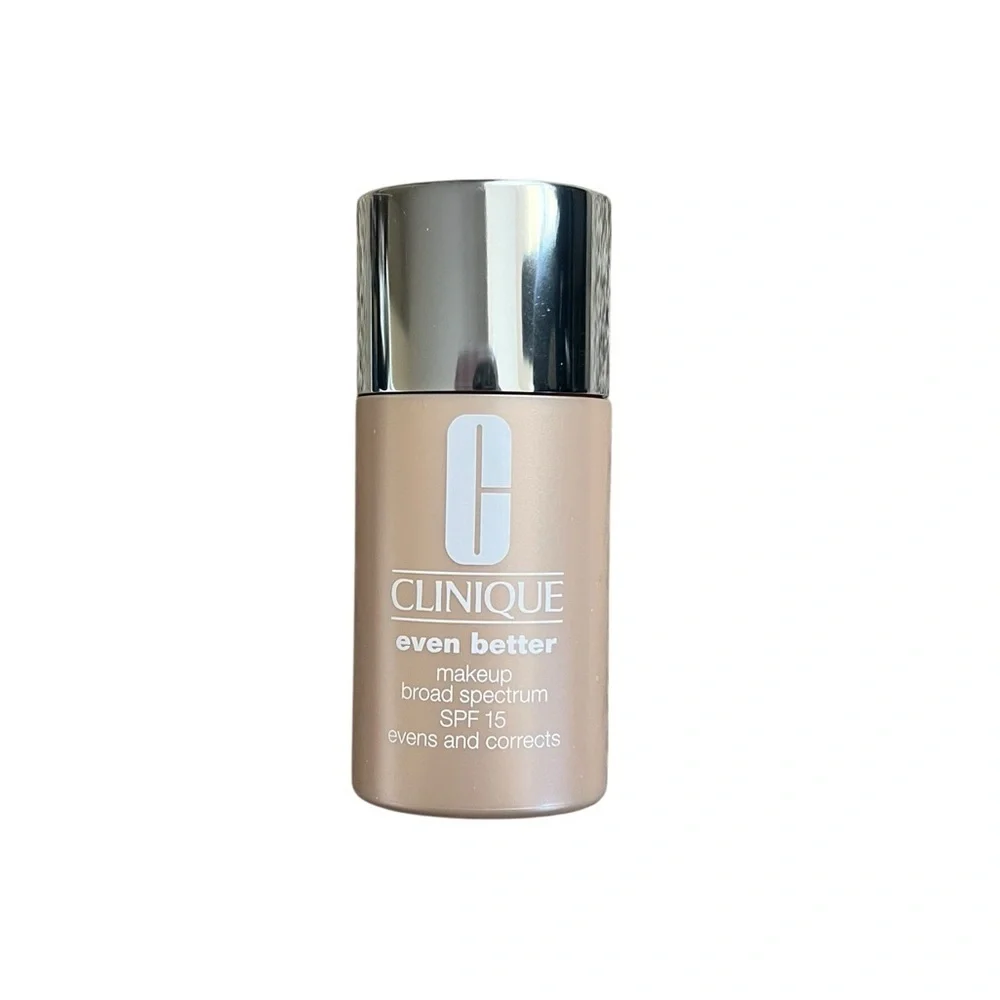 NWT Clinique Even Better Makeup SPF 15 - 25 Buff (VF-G)